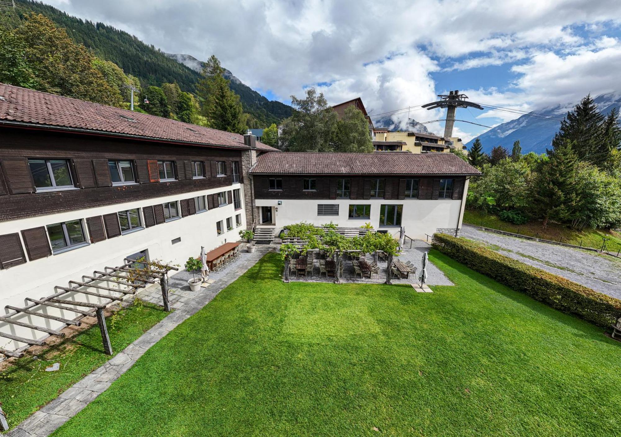 Family & Mountain Lodge C'Est La Vie Hasliberg Eksteriør bilde